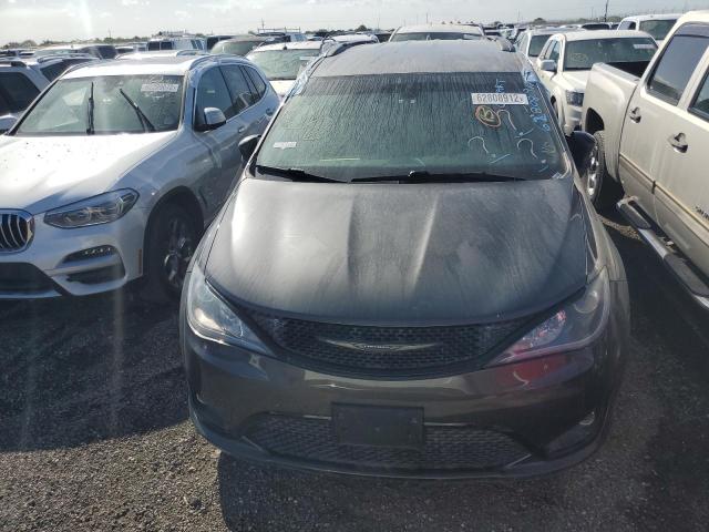 2C4RC1EG1JR228865 - 2018 CHRYSLER PACIFICA TOURING L PLUS GRAY photo 9