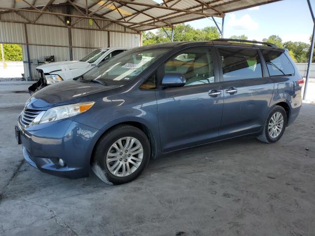 2014 TOYOTA SIENNA XLE, 