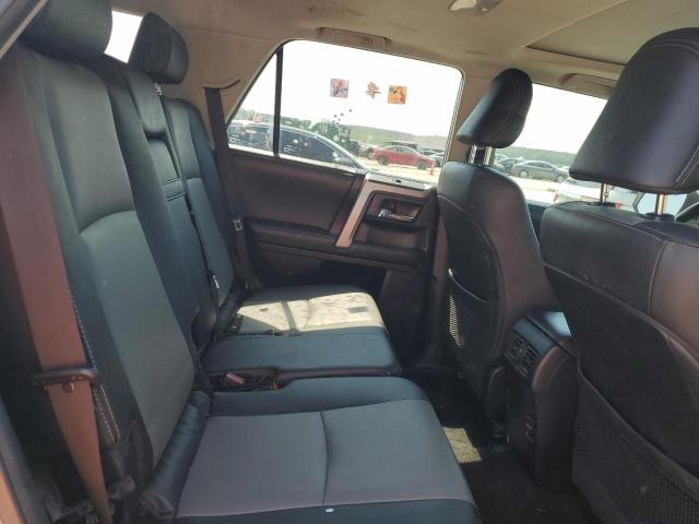 JTEZU5JR3K5203875 - 2019 TOYOTA 4RUNNER SR5 SILVER photo 11