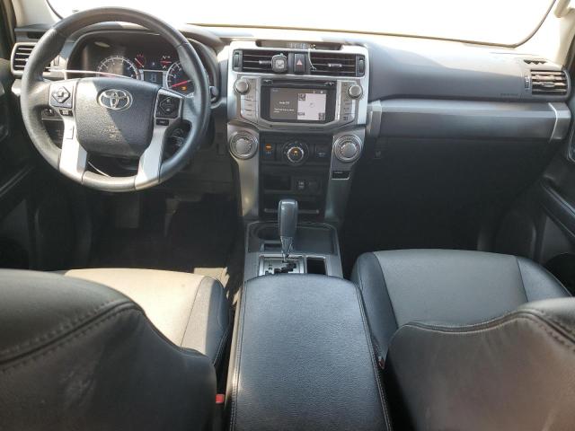 JTEZU5JR3K5203875 - 2019 TOYOTA 4RUNNER SR5 SILVER photo 8