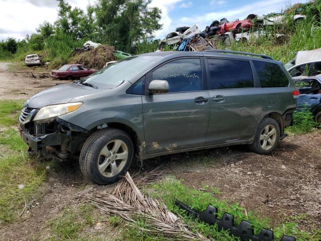 5TDKA3DC9CS016467 - 2012 TOYOTA SIENNA BASE GREEN photo 1