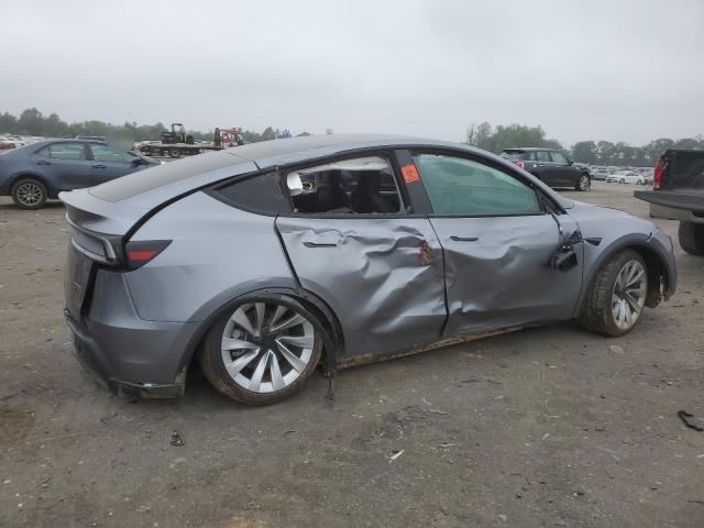 7SAYGDEEXTF326312 - 2026 TESLA MODEL Y 银色 照片 3