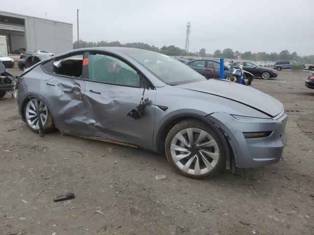 7SAYGDEEXTF326312 - 2026 TESLA MODEL Y 银色 照片 4