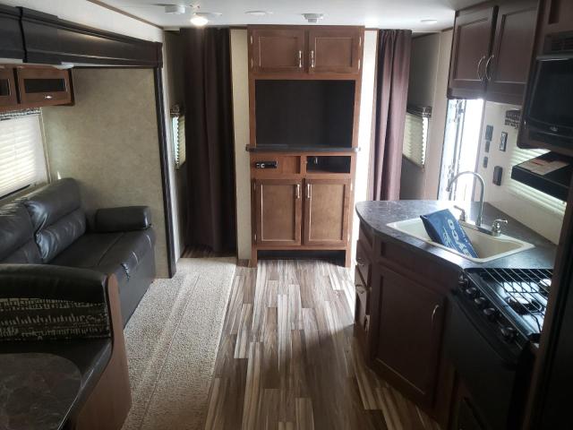 1UJBJ0BP9H17W0210 - 2017 JAYCO JAYFEALITE WHITE photo 5