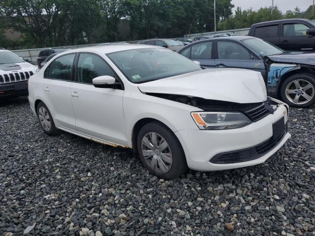 3VWDZ7AJ4BM302816 - 2011 VOLKSWAGEN JETTA SE Սպիտակ լուսանկար 4