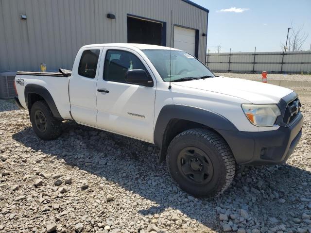5TFUX4EN8EX029978 - 2014 TOYOTA TACOMA ACCESS CAB WHITE photo 4