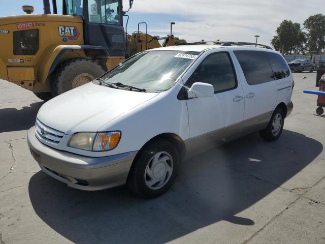 2003 TOYOTA SIENNA LE, null