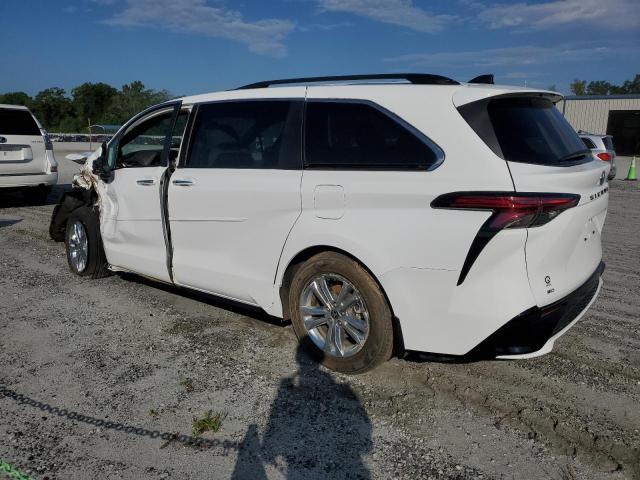 5TDDSKFC3NS056253 - 2022 TOYOTA SIENNA XSE WHITE photo 2