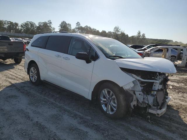 5TDDSKFC3NS056253 - 2022 TOYOTA SIENNA XSE WHITE photo 4