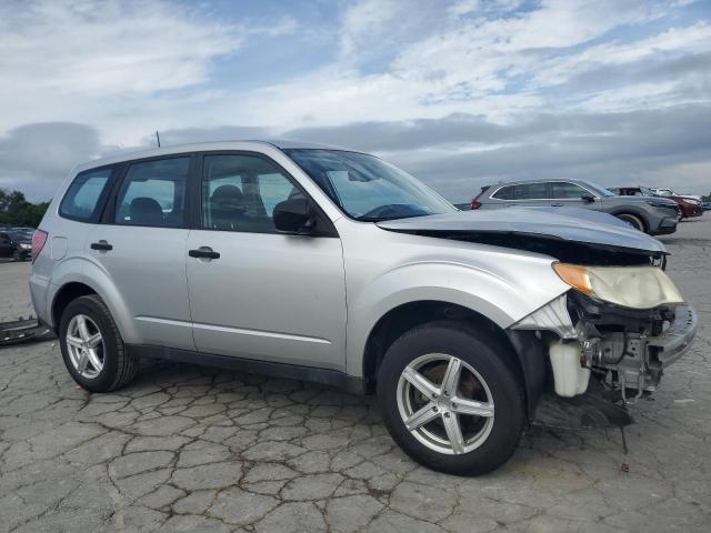 JF2SH61669H705120 - 2009 SUBARU FORESTER 2.5X 银色 照片 4