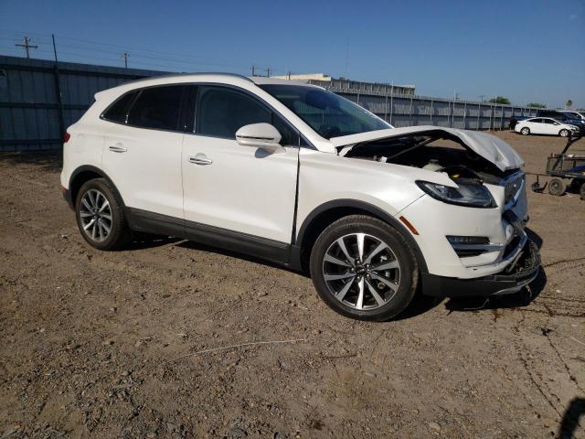 5LMCJ3C90KUL12572 - 2019 LINCOLN MKC RESERVE WHITE photo 4