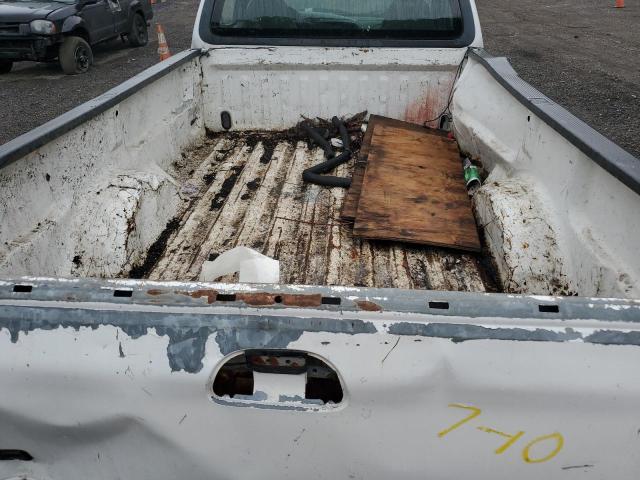 1FTZF17241NB72135 - 2001 FORD F150 WHITE photo 10