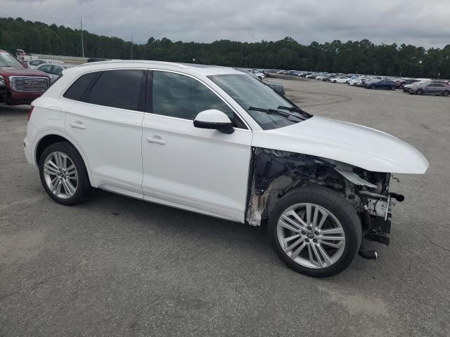 WA1BNAFY1J2189089 - 2018 AUDI Q5 PREMIUM PLUS WHITE photo 4