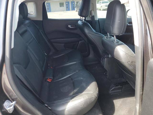 3C4NJDBB7KT593015 - 2019 JEEP COMPASS LATITUDE Gris photo 11