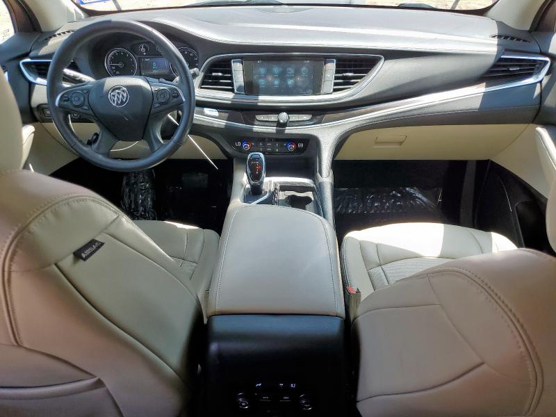 5GAEVAKW3KJ305652 - 2019 BUICK ENCLAVE ESSENCE 红色 照片 8