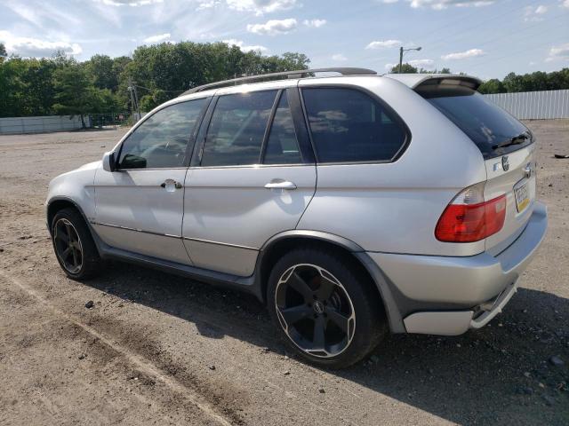 5UXFA93515LE82634 - 2005 BMW X5 4.8IS GRAY photo 2