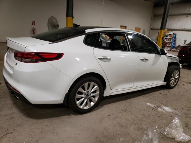 5XXGT4L3XJG248002 - 2018 KIA OPTIMA LX WHITE photo 3