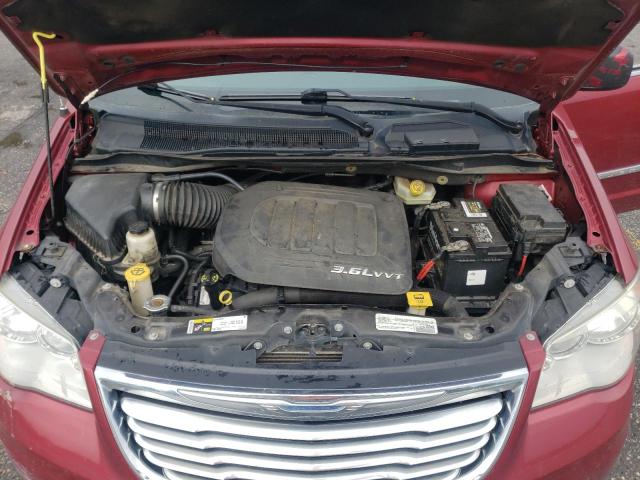 2C4RC1BG7GR174226 - 2016 CHRYSLER TOWN & COU TOURING RED photo 12