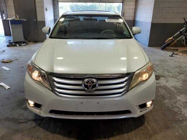 4T1BK3DB5BU393811 - 2011 TOYOTA AVALON BASE 白色 照片 5