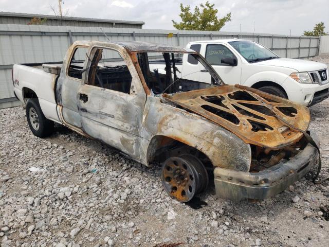 2GCEK19B071104075 - 2007 CHEVROLET SILVERADO K1500 CLASSIC WHITE photo 4