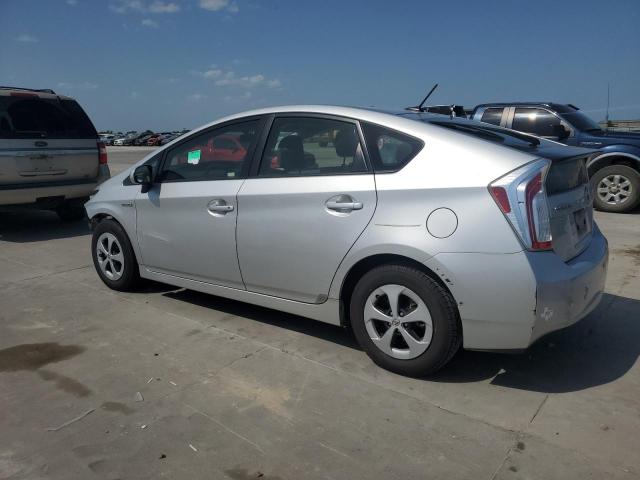 JTDKN3DU2D5556117 - 2013 TOYOTA PRIUS SILVER photo 2