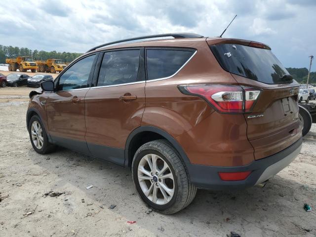 1FMCU0GD7HUB05239 - 2017 FORD ESCAPE SE BROWN photo 2