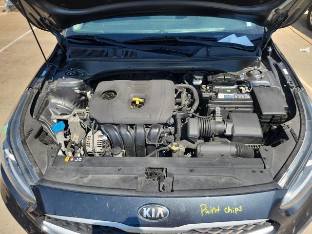 3KPF24AD4KE088168 - 2019 KIA FORTE FE ნაცრისფერი ფოტო 11
