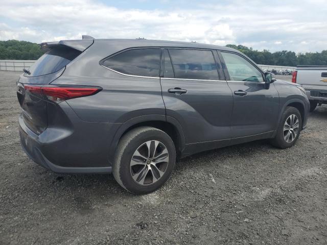5TDGZRAH1MS033895 - 2021 TOYOTA HIGHLANDER XLE 石墨色 照片 3