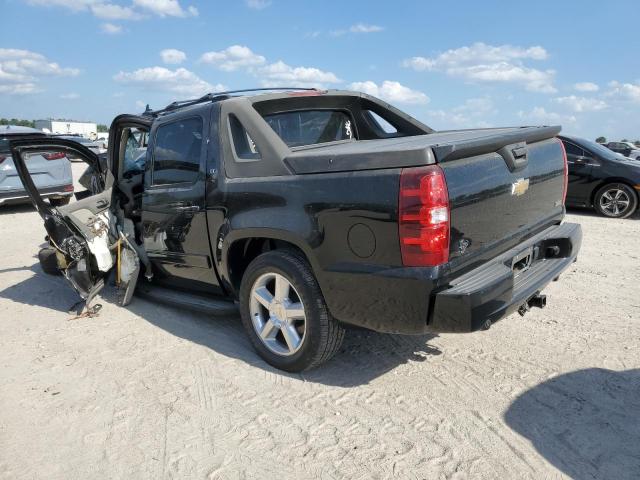 3GNMCFE07BG372235 - 2011 CHEVROLET AVALANCHE LT BLACK photo 2