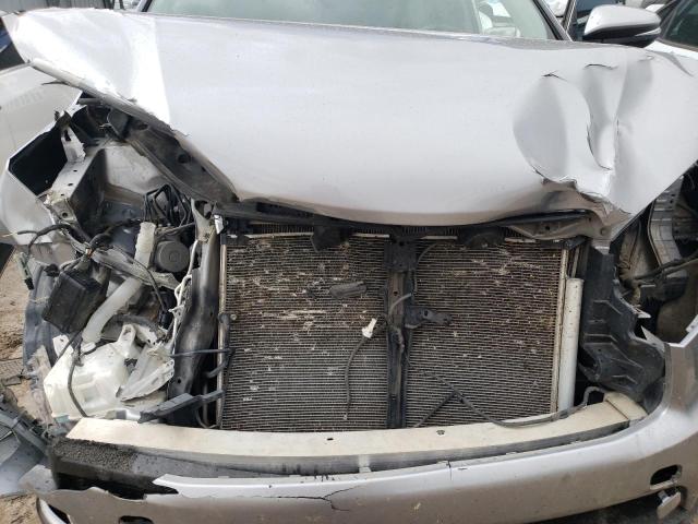 5TDBKRFHXGS355771 - 2016 TOYOTA HIGHLANDER LE SILVER photo 11