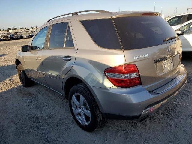 4JGBB75E86A005946 - 2006 MERCEDES-BENZ ML 500 BEIGE photo 2