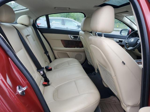SAJWA0FB3CLS54824 - 2012 JAGUAR XF Rouge photo 10