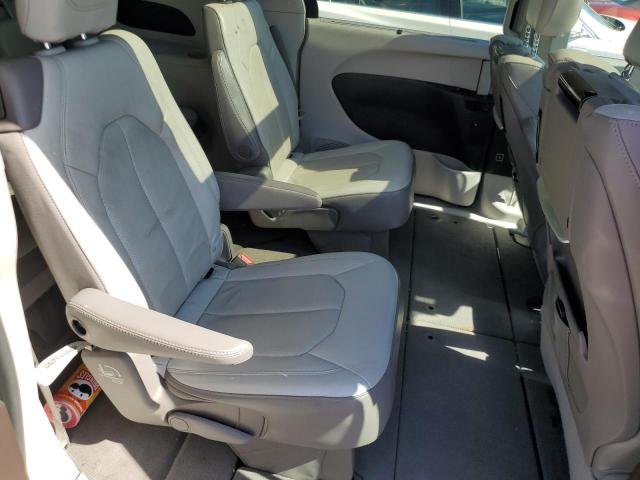 2C4RC1EG4KR645365 - 2019 CHRYSLER PACIFICA TOURING L PLUS WHITE photo 11