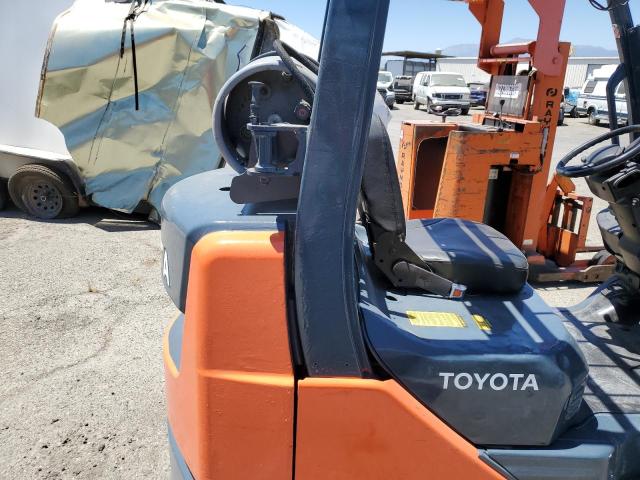 19110 - 2015 TOYOTA FORKLIFT ORANGE photo 6