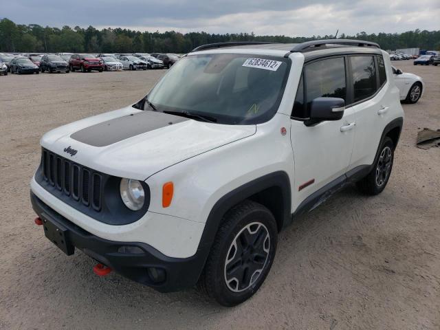 ZACCJBCT0FPB60924 - 2015 JEEP RENEGADE TRAILHAWK WHITE photo 2