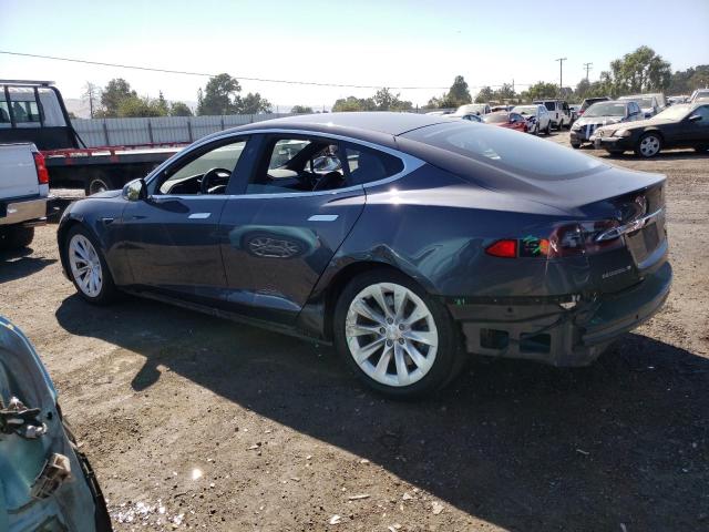 5YJSA1E12HF186991 - 2017 TESLA MODEL S Grafit foto 2