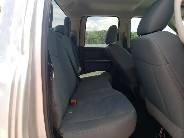 1C6RR7FG2JS264179 - 2018 RAM 1500 ST Сріблястий фото 10