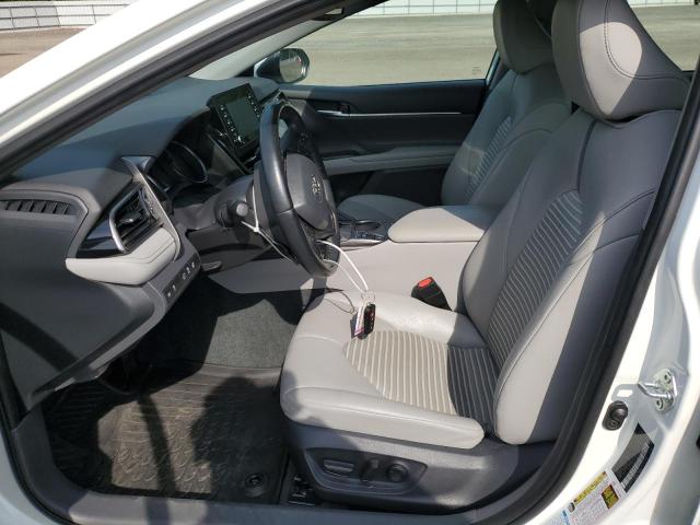 4T1T11BK0NU067532 - 2022 TOYOTA CAMRY SE WHITE photo 7