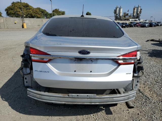 3FA6P0H72JR242626 - 2018 FORD FUSION SE GRAY photo 6