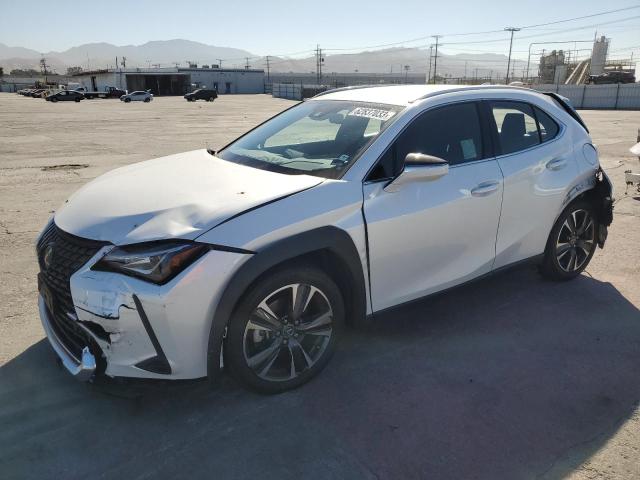 JTHX3JBH6M2034175 - 2021 LEXUS UX 200 WHITE photo 1