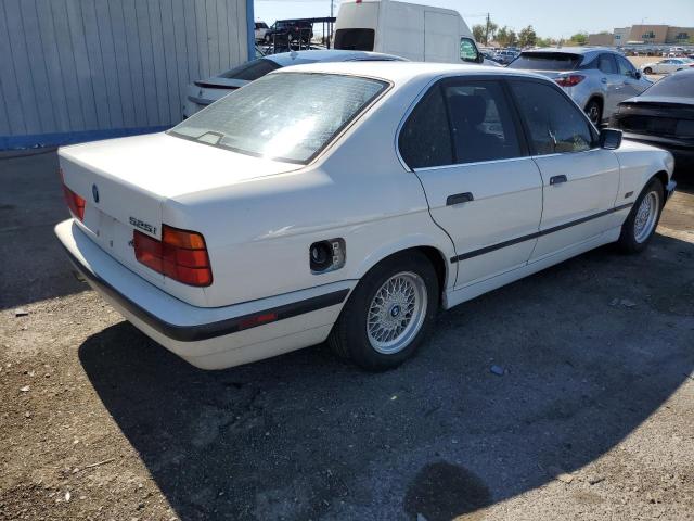 WBAHD6321SGK84415 - 1995 BMW 525 I AUTOMATIC WHITE photo 3