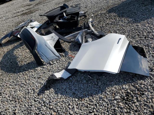 7SAYGAEEXRF005653 - 2024 TESLA MODEL Y Weiß Foto 12