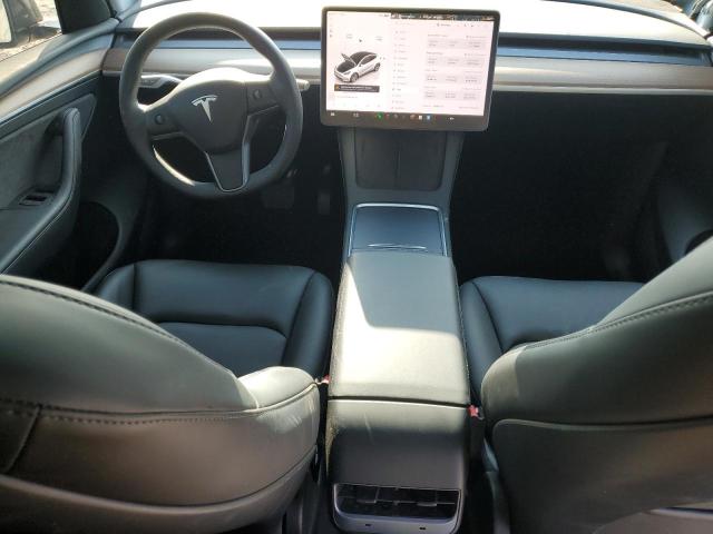 7SAYGAEEXRF005653 - 2024 TESLA MODEL Y Weiß Foto 8