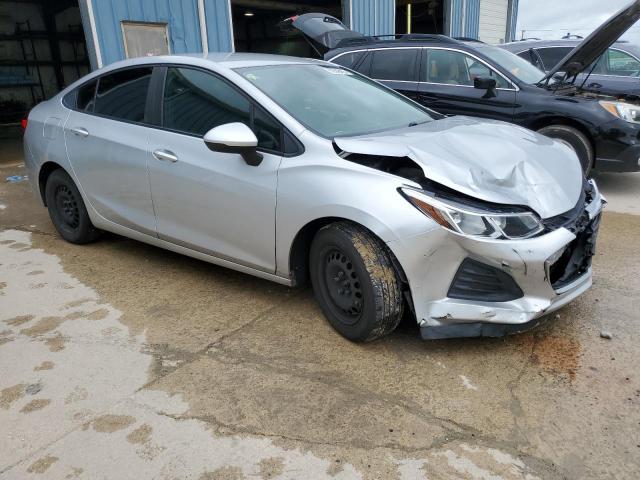 1G1BC5SMXK7123062 - 2019 CHEVROLET CRUZE LS Argent photo 4