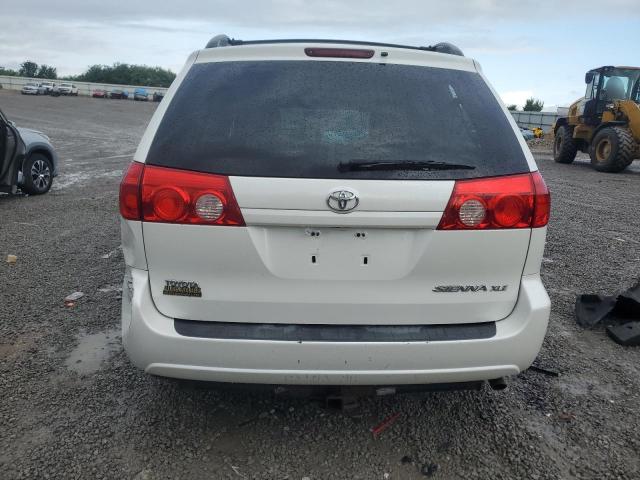 5TDZK22C39S262447 - 2009 TOYOTA SIENNA XLE WHITE photo 6
