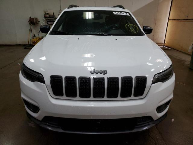 1C4PJMMXXMD141389 - 2021 JEEP CHEROKEE LATITUDE LUX WHITE photo 5