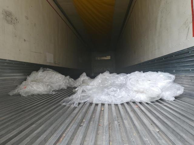 1UYVS25324U361728 - 2004 UTILITY TL WHITE photo 6