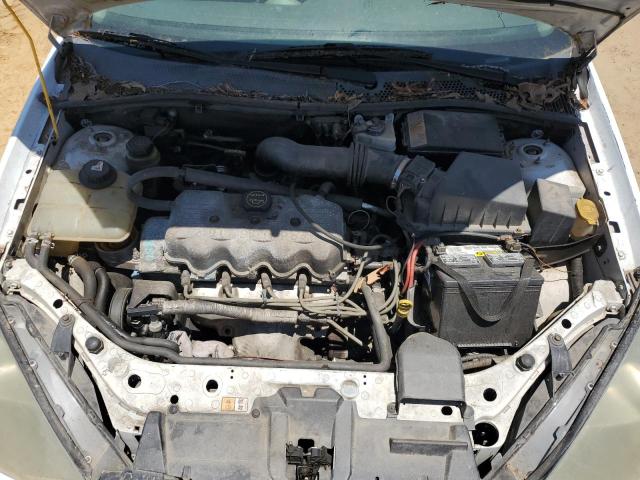 1FAFP33PX4W130067 - 2004 FORD FOCUS LX WHITE photo 11