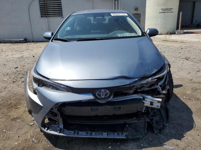 JTDBCMFE4RJ022309 - 2024 TOYOTA COROLLA LE BLUE photo 5