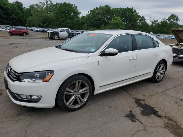 2015 VOLKSWAGEN PASSAT SE, null